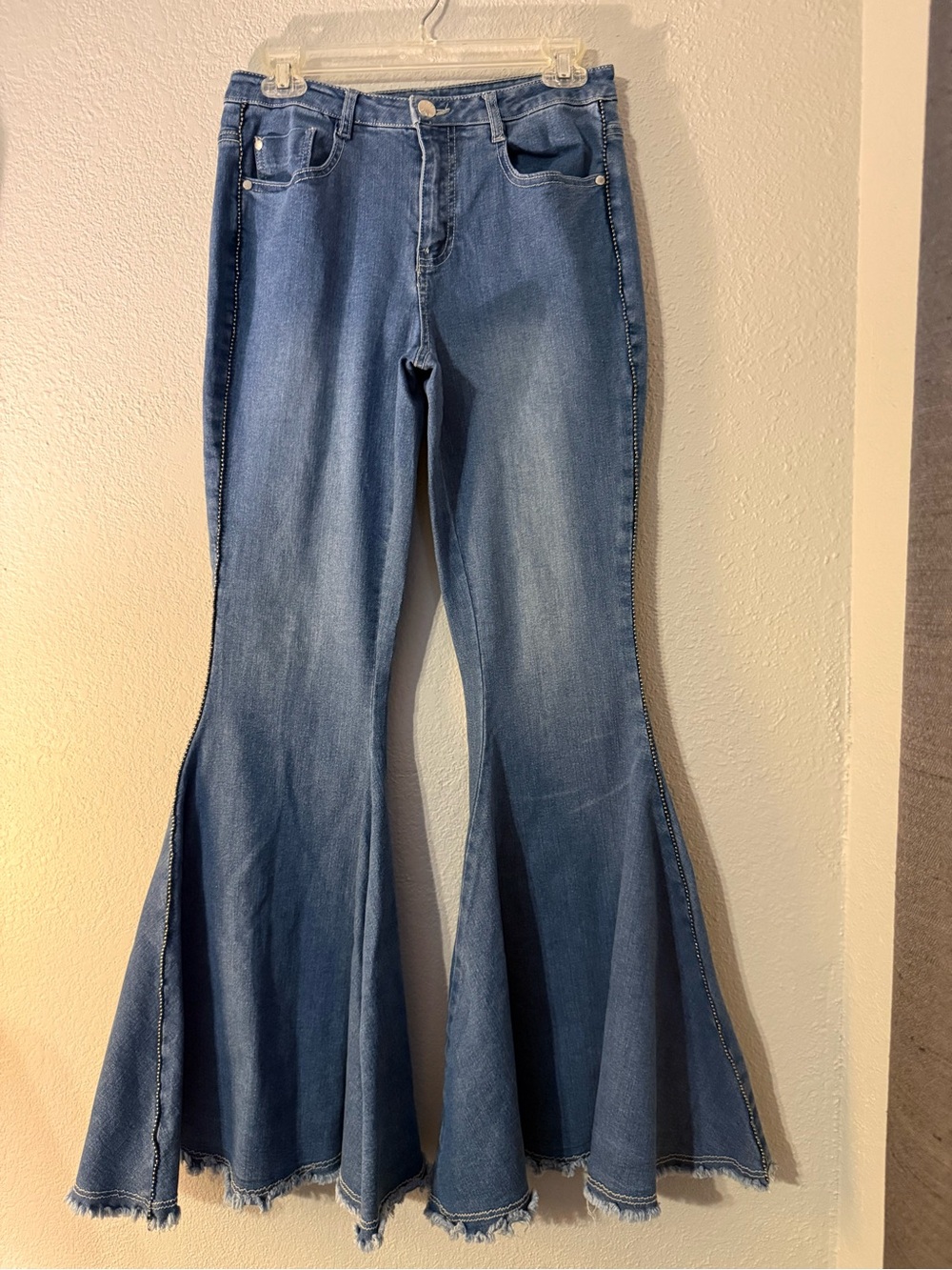 VENUS Extreme Flare Jeans - Picture 6 of 9